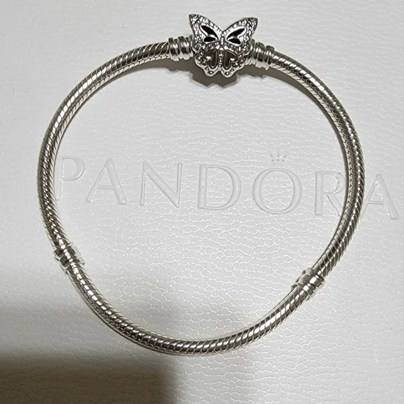 Pandora Moments Butterfly Clasp Snake Chain Bracelet 7.5 IN